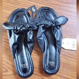 Time and tru black bow sandles